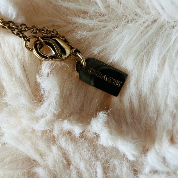 COACH Open Circle Necklace And Tea Rose Stud Earrings Set. - Picture 4 of 5